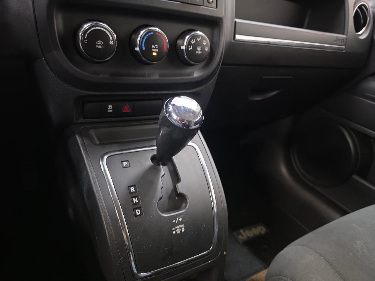 Used 2013 Jeep Compass Sport image 39