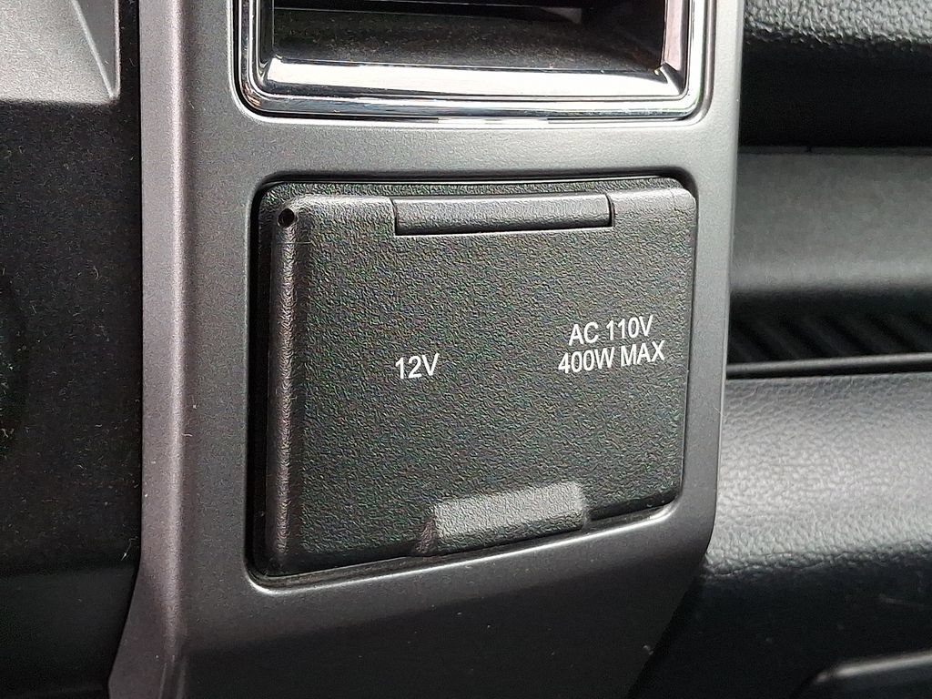 Used 2019 Ford F150 XLT w/ Equipment Group 302A Luxury AWD/4WD image 28