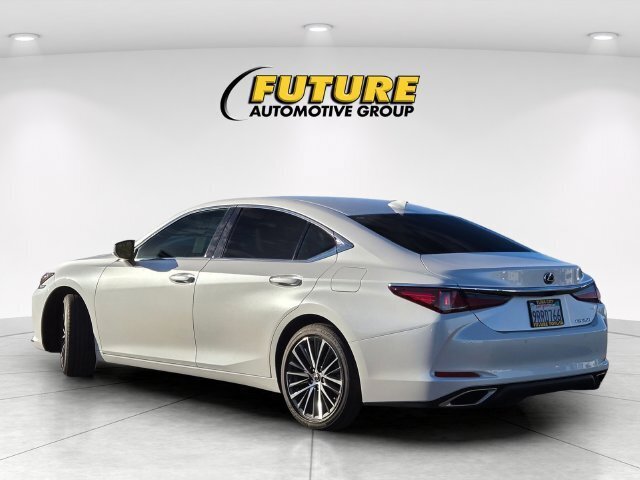 Used 2025 Lexus ES 350 w/ Premium Package FWD image 7