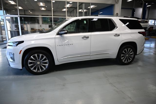 Used 2022 Chevrolet Traverse Premier w/ LPO, Floor Liner Package AWD/4WD image 7