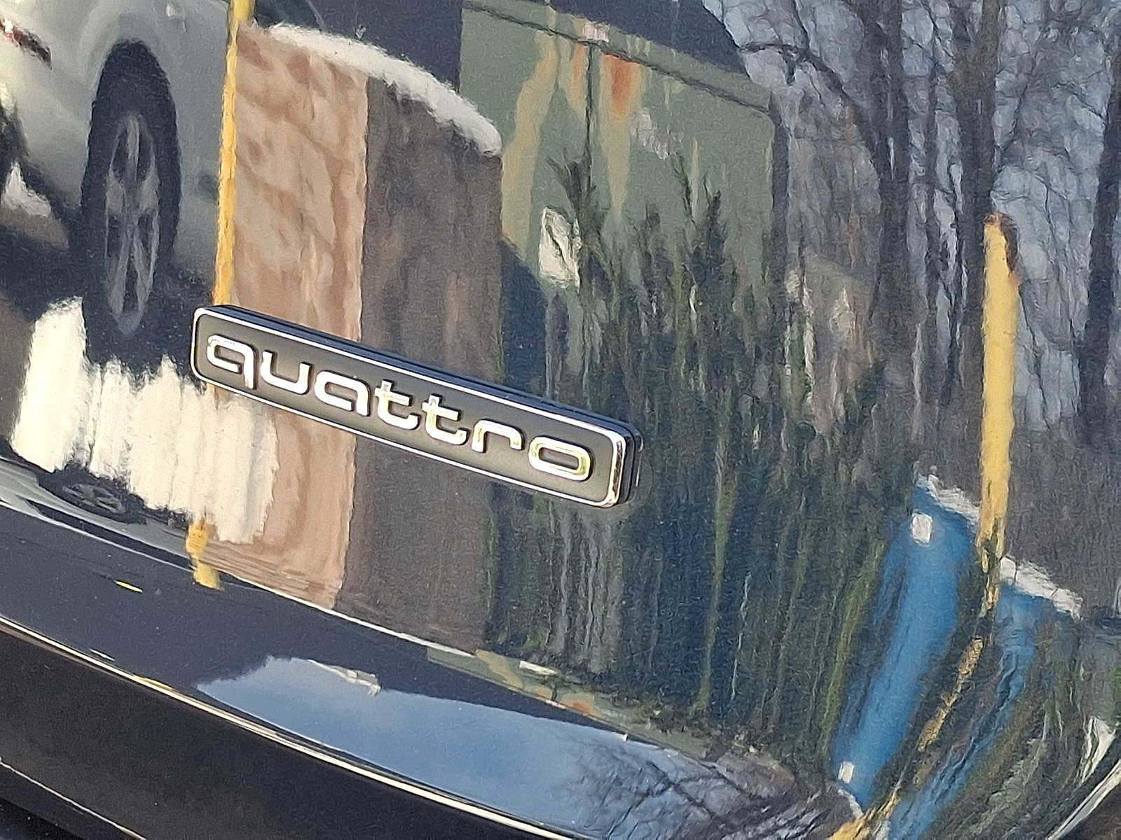 Certified 2025 Audi Q7 3.0T Premium w/ Convenience Package image 24