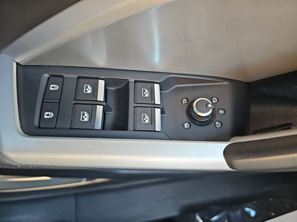 Used 2021 Audi Q3 2.0T Premium w/ Convenience Package image 32