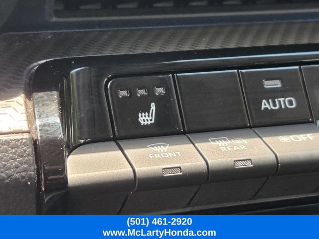 Used 2025 Toyota Prius XLE FWD image 22
