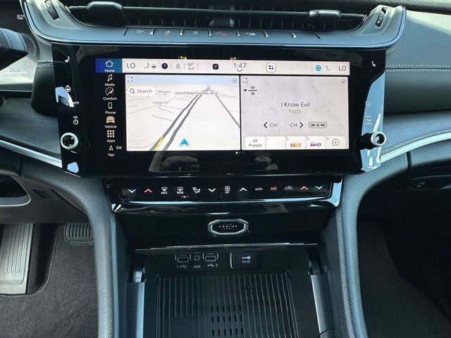 New 2026 Jeep Grand Cherokee L Limited w/ Luxury Tech Group II AWD/4WD image 9