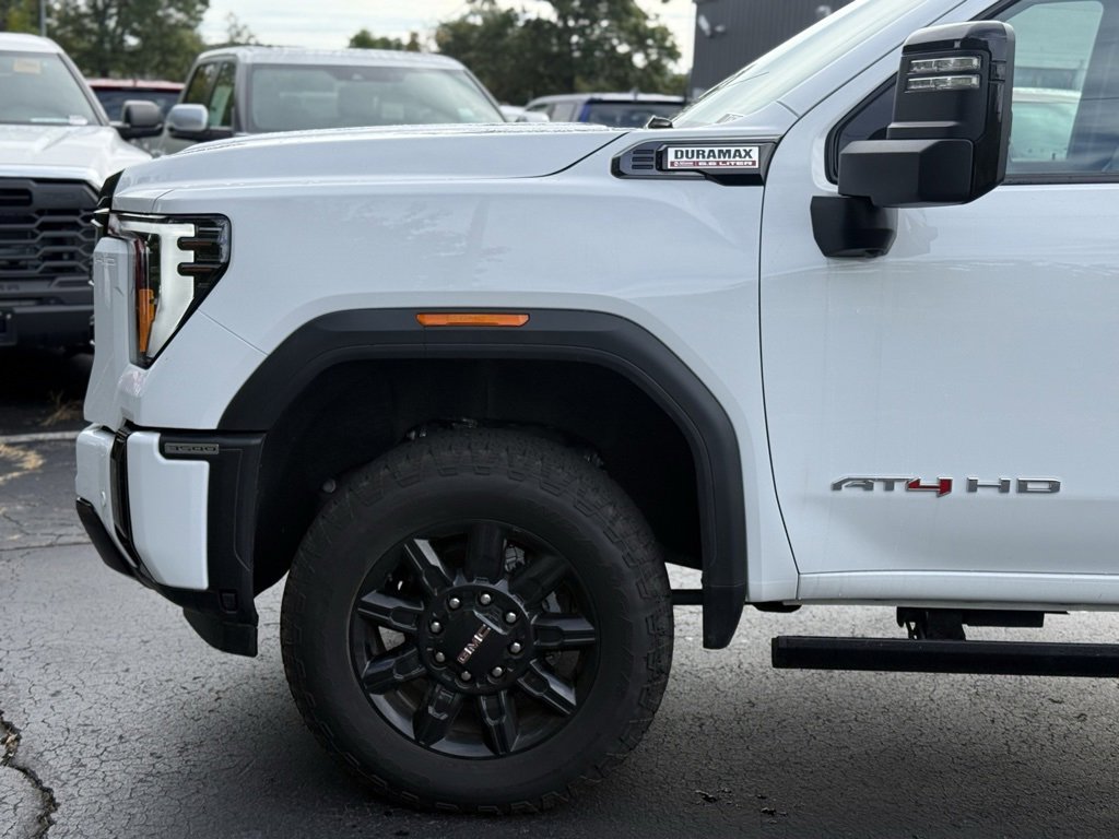 Used 2024 GMC Sierra 3500 AT4 w/ AT4 Premium Plus Package image 2