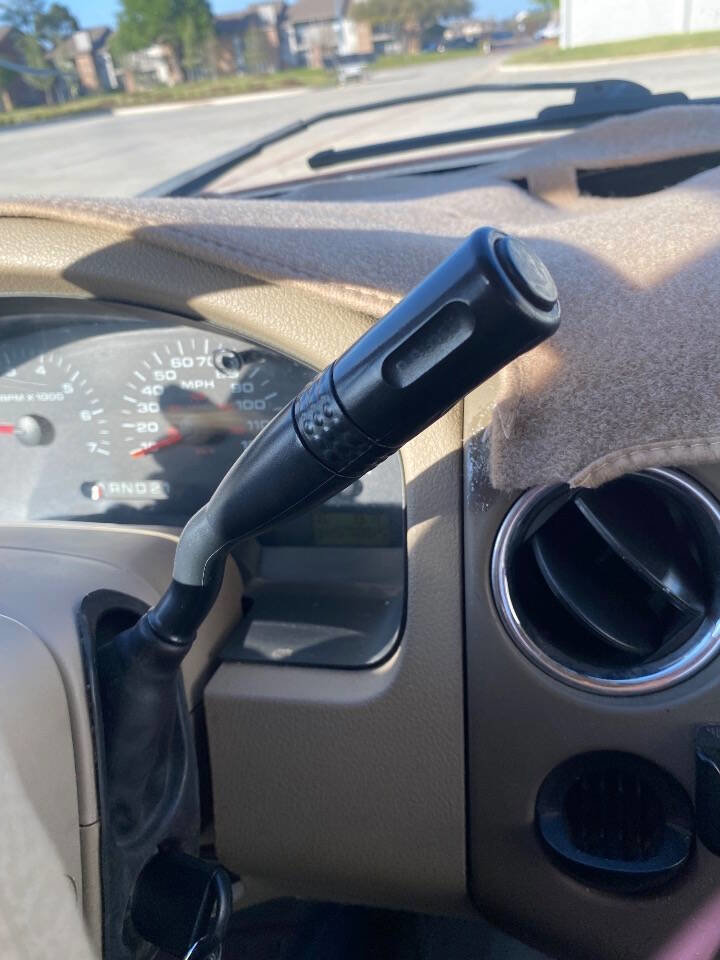 Used 2004 Ford F150 XLT RWD image 17