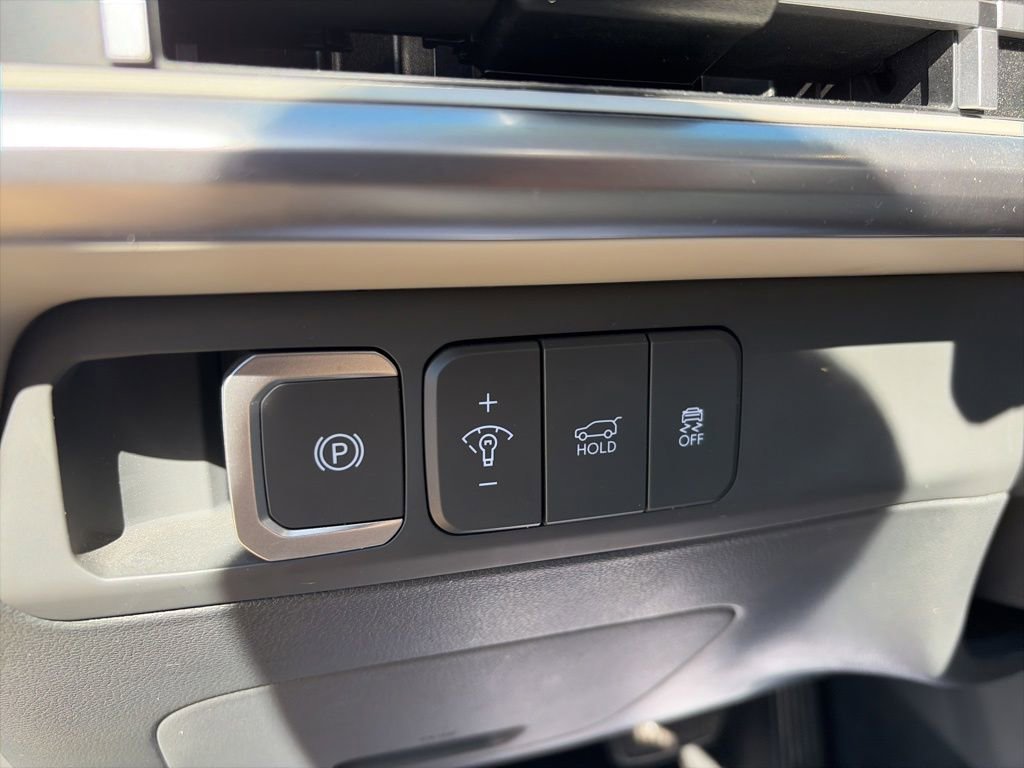 Used 2024 Hyundai Santa Fe SEL FWD image 17
