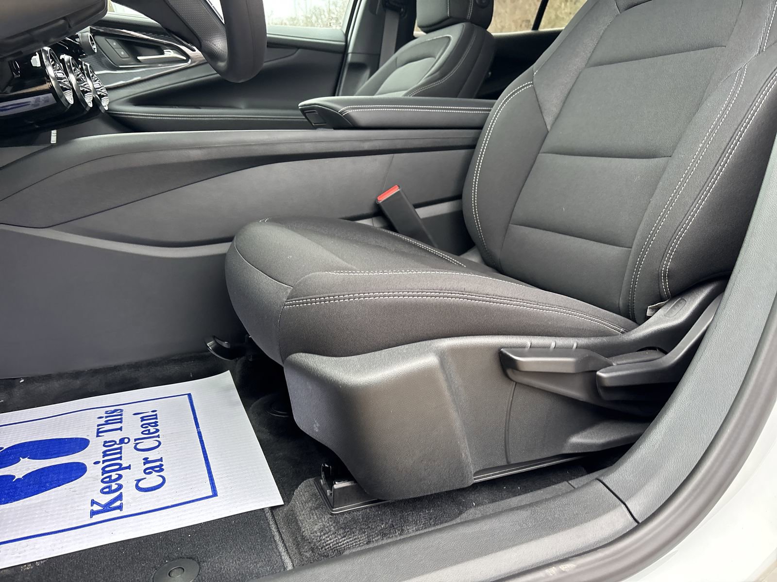 New 2026 Chevrolet Blazer EV LT image 15
