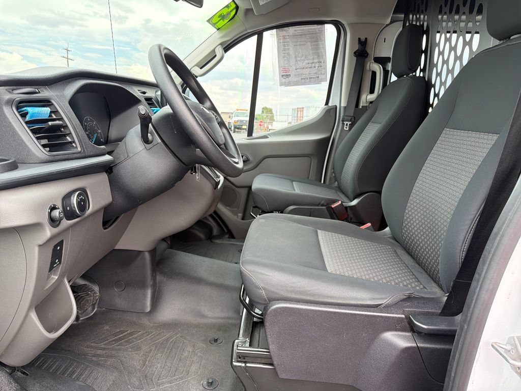 Used 2025 Ford Transit 250 Low Roof w/ Exterior Upgrade Package RWD image 17