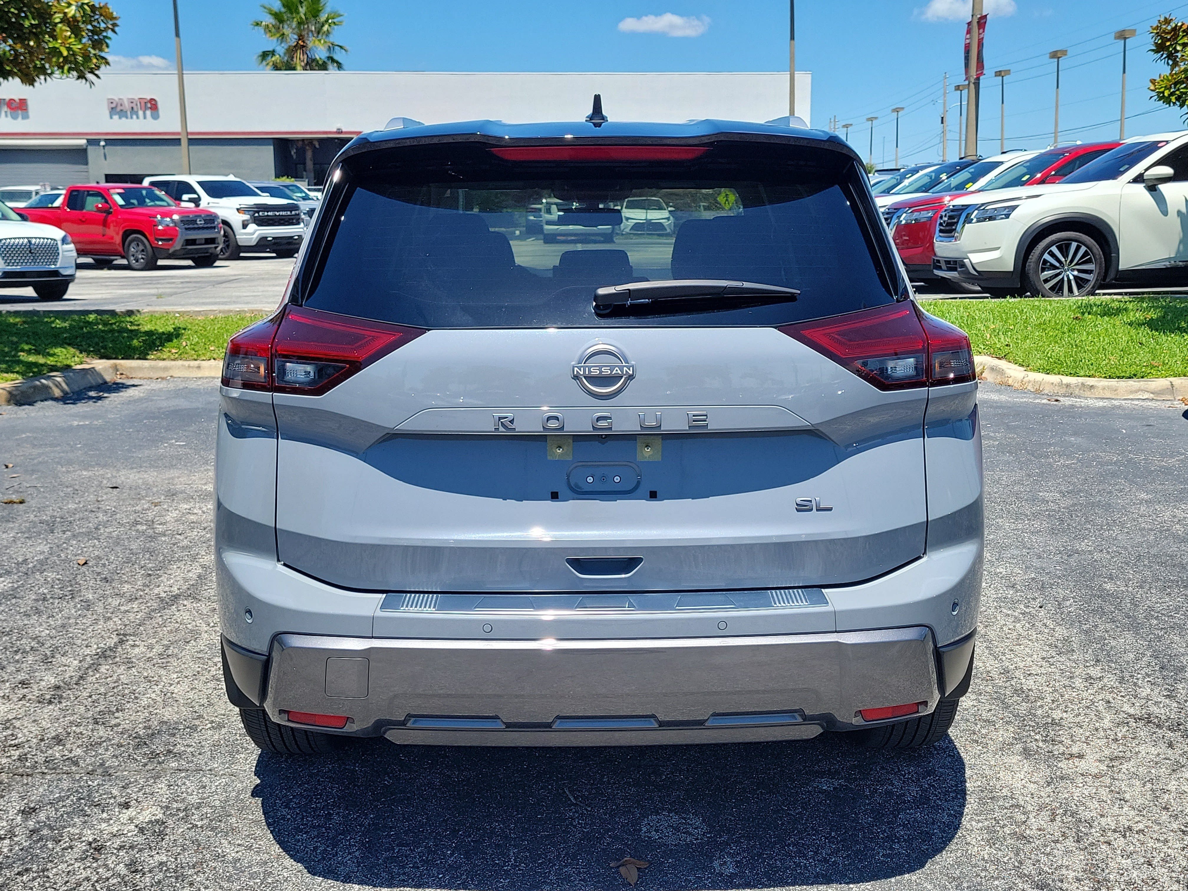 Certified 2024 Nissan Rogue SL FWD image 6