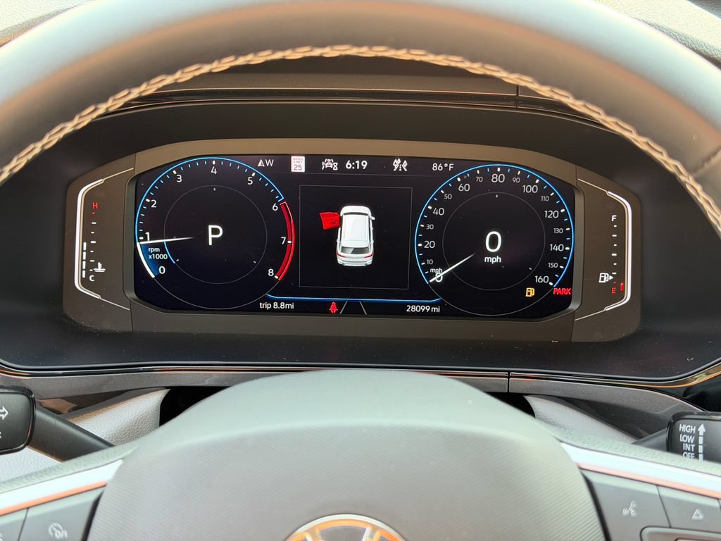 Used 2023 Volkswagen Taos SEL AWD/4WD image 15