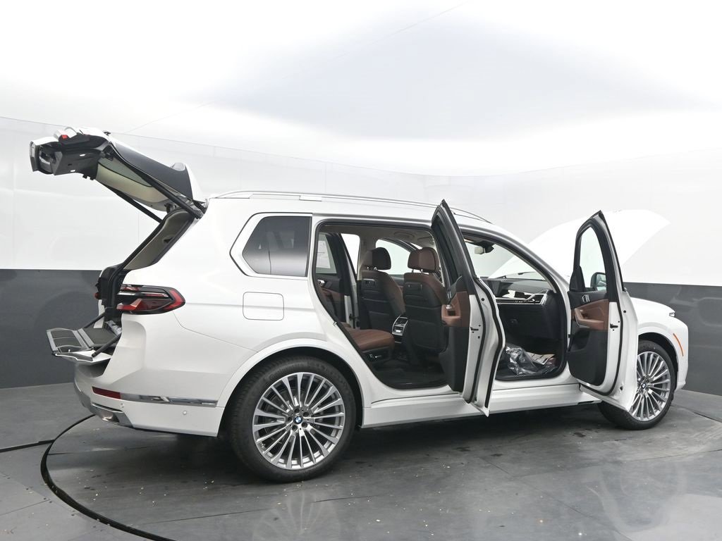 New 2026 BMW X7 xDrive40i image 53