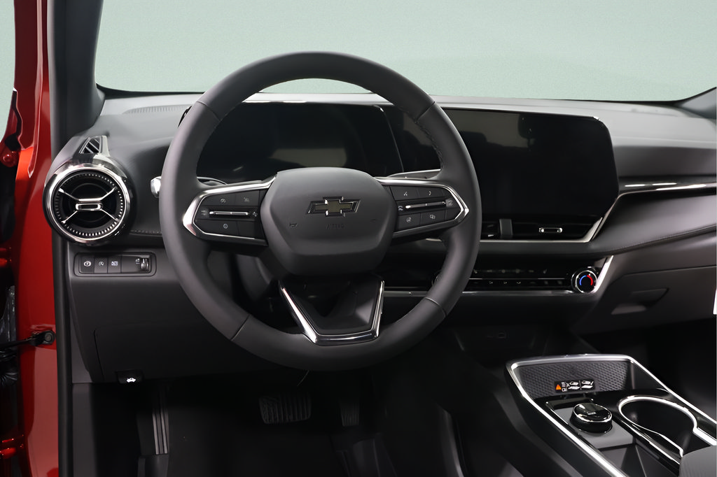 New 2027 Chevrolet Equinox LT w/ Convenience Package II FWD image 9