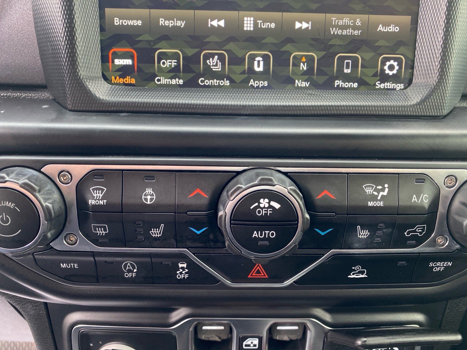 Used 2022 Jeep Gladiator Mojave w/ LED Lighting Group image 15