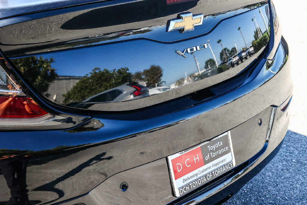 Used 2018 Chevrolet Volt Premier w/ Driver Confidence Package FWD image 7