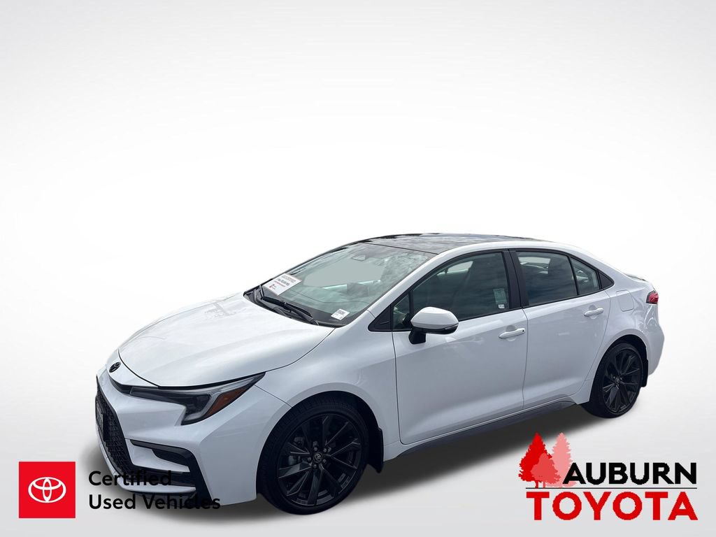 Certified 2026 Toyota Corolla SE w/ SE Package FWD image 4