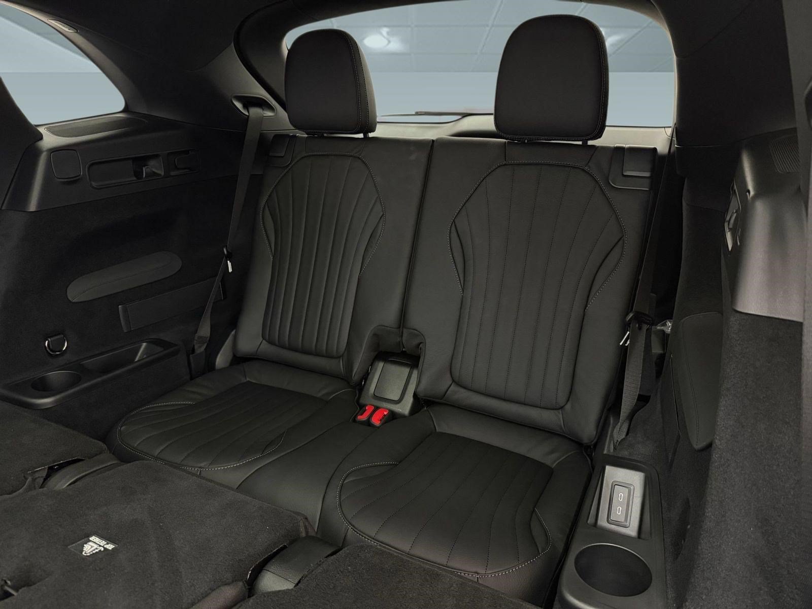 New 2027 Mercedes-Benz EQS 400 4MATIC SUV image 29