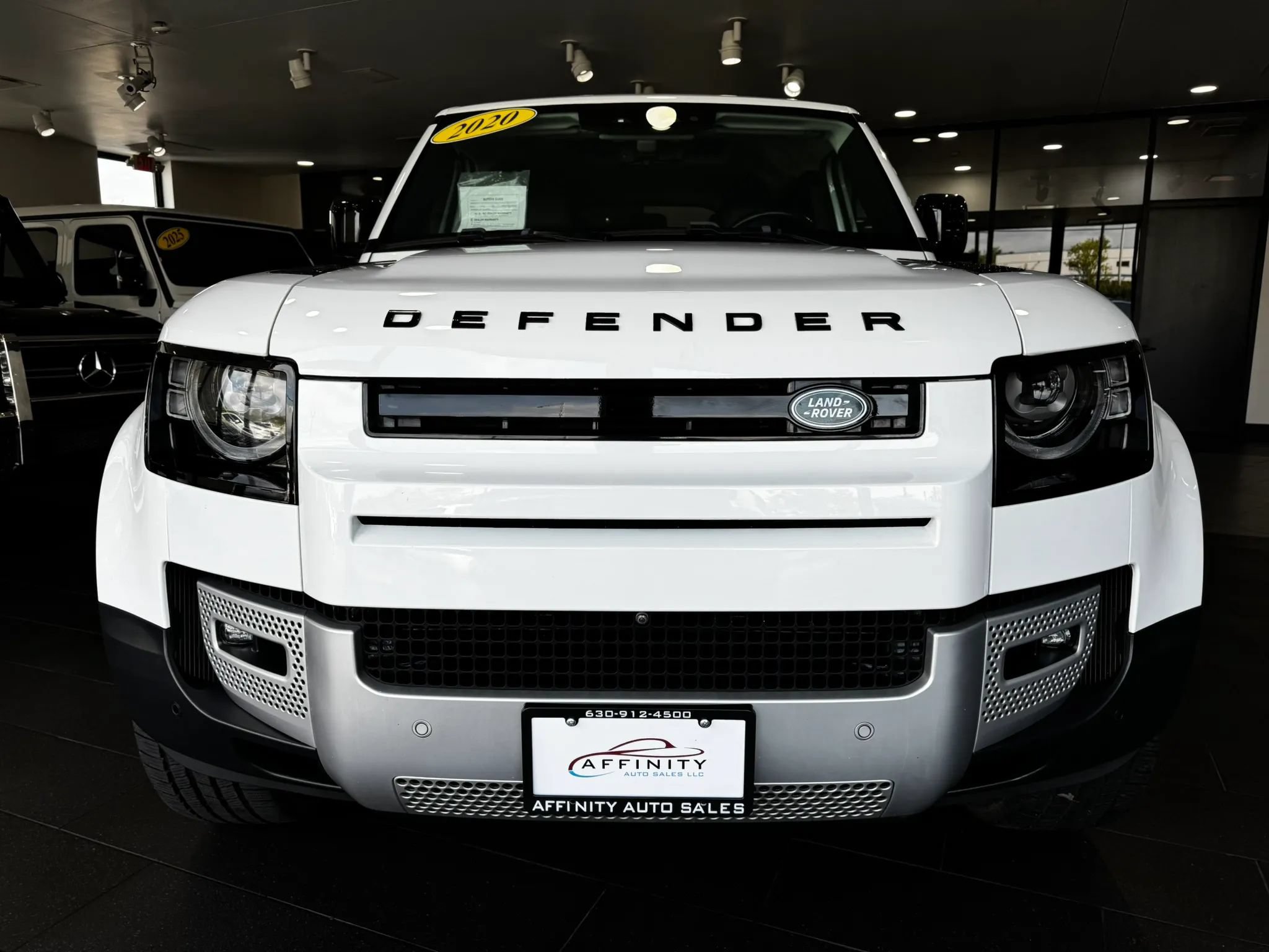 Used 2020 Land Rover Defender 110 HSE AWD/4WD image 8