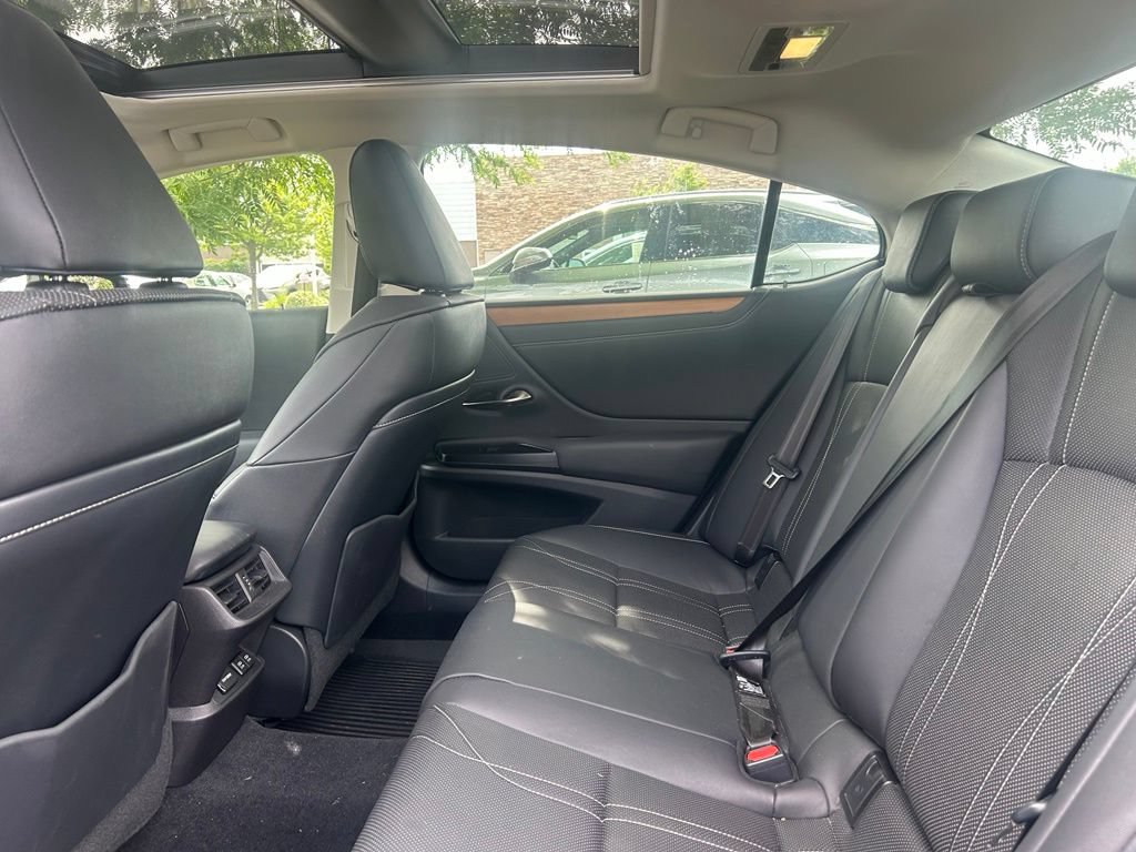 Used 2020 Lexus ES 350 w/ Accessory Package 2 FWD image 15