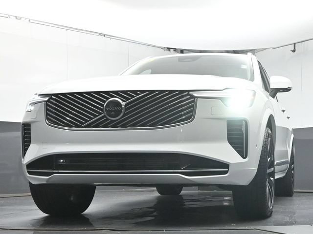 Used 2026 Volvo XC90 T8 Plus w/ Protection Package Premier AWD/4WD image 36