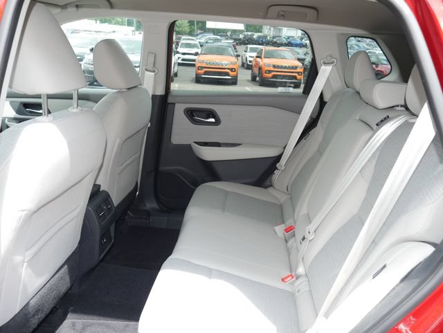 Used 2021 Nissan Rogue SV AWD/4WD image 20