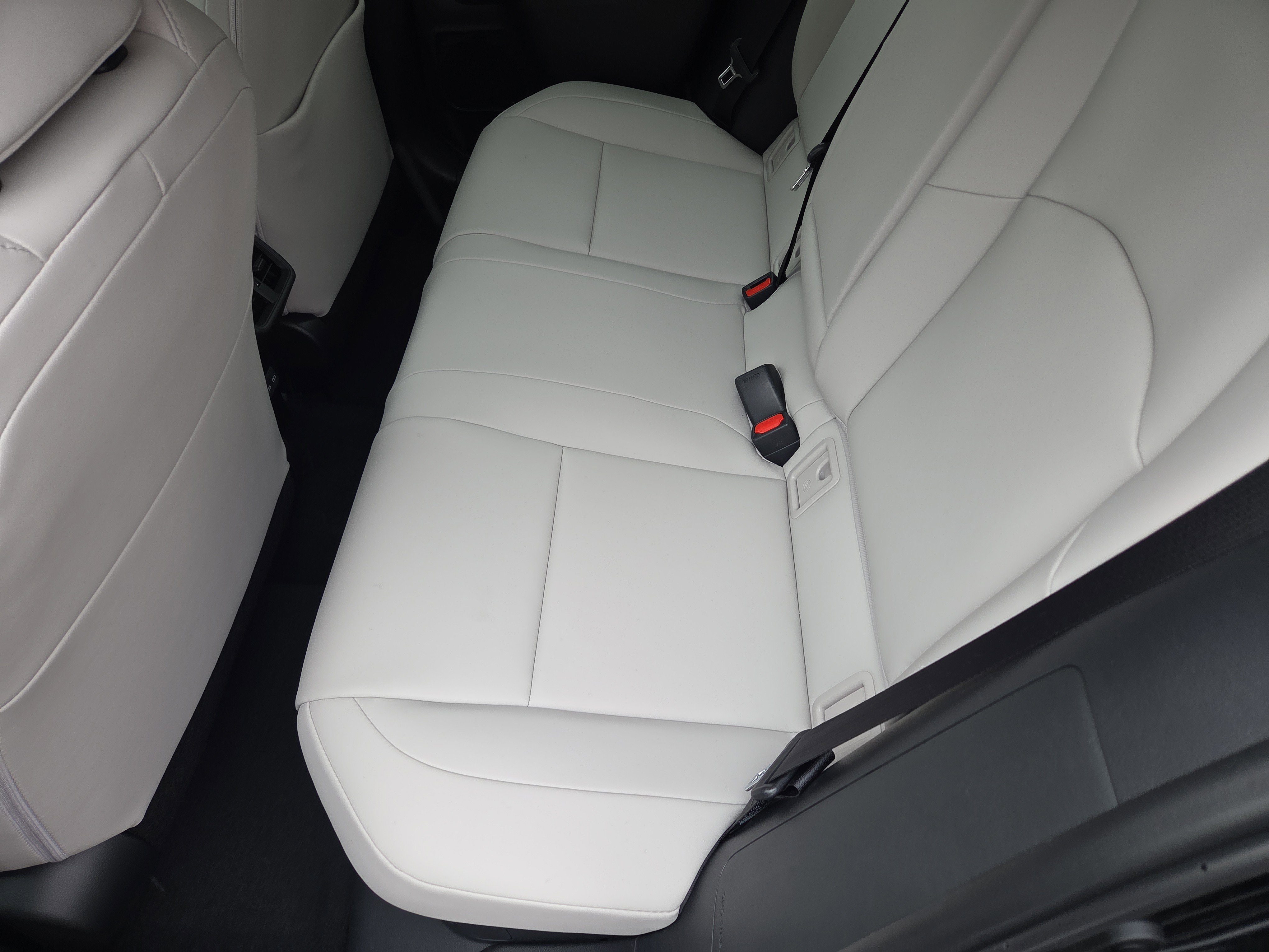 New 2025 Lexus UX 300h AWD image 9