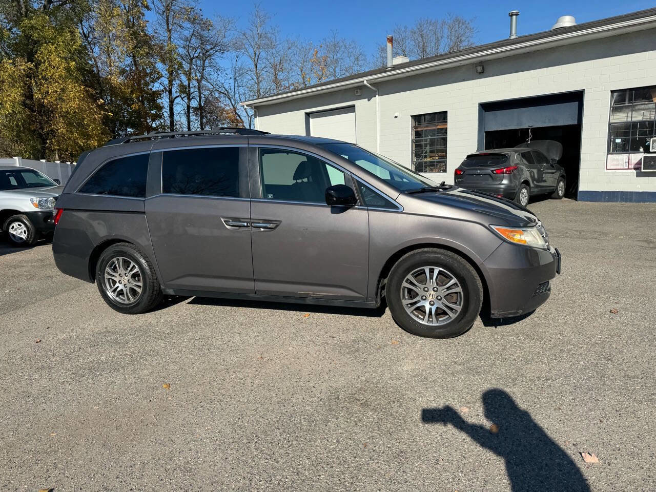 Used 2011 Honda Odyssey EX image 7