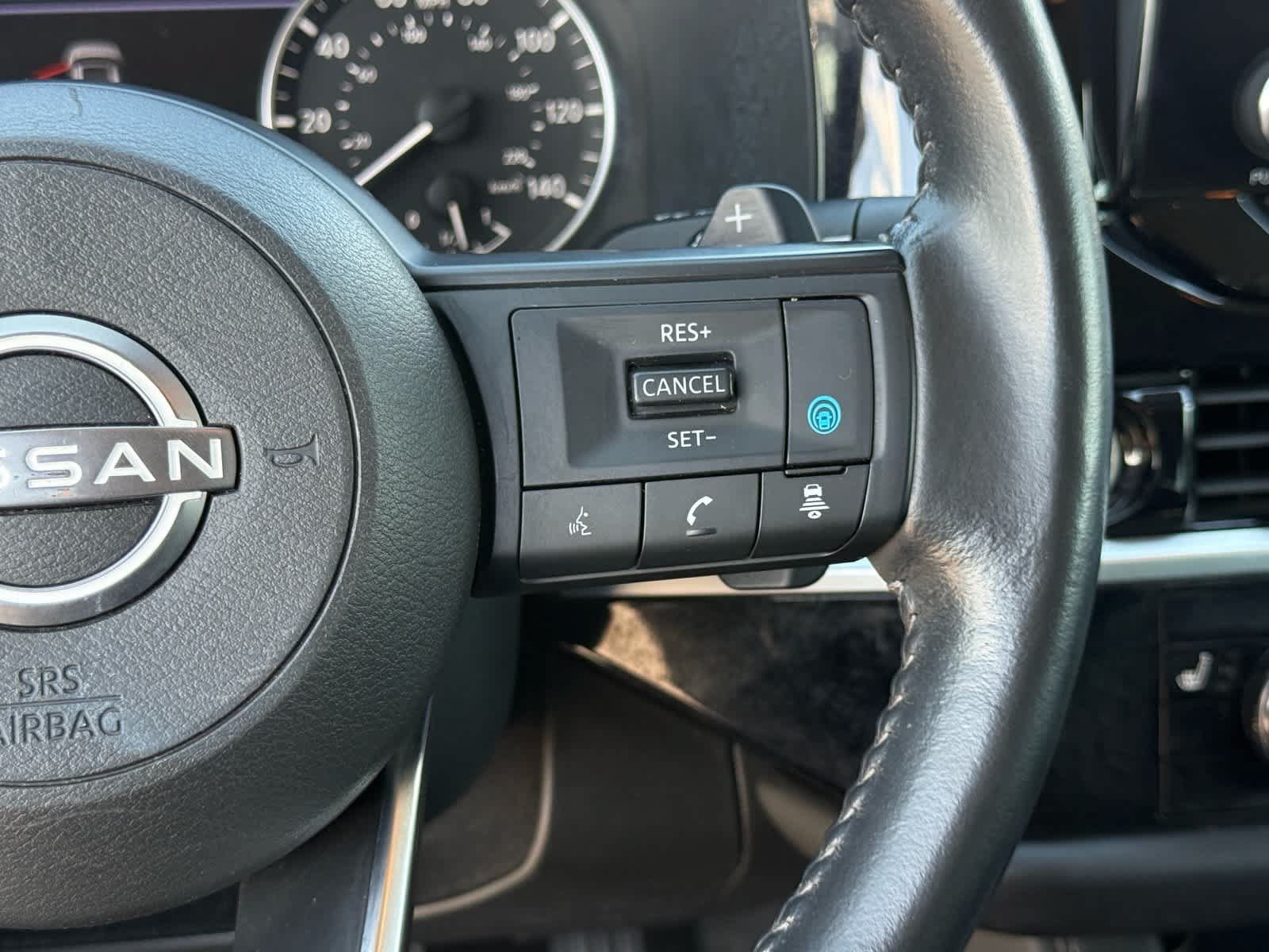 Used 2024 Nissan Pathfinder SV AWD/4WD image 15