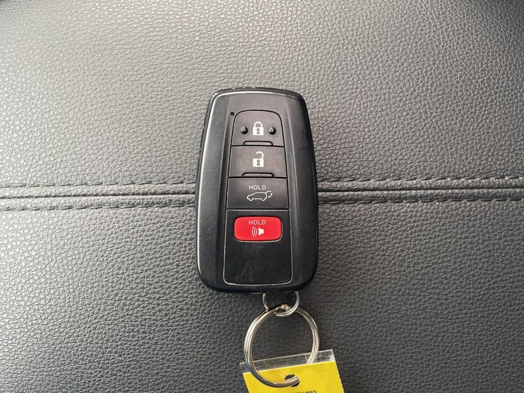 Used 2020 Toyota RAV4 Limited w/ Limited Grade Weather Package AWD/4WD image 24