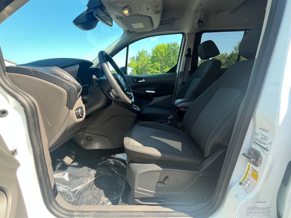 Used 2022 Ford Transit Connect XLT image 11