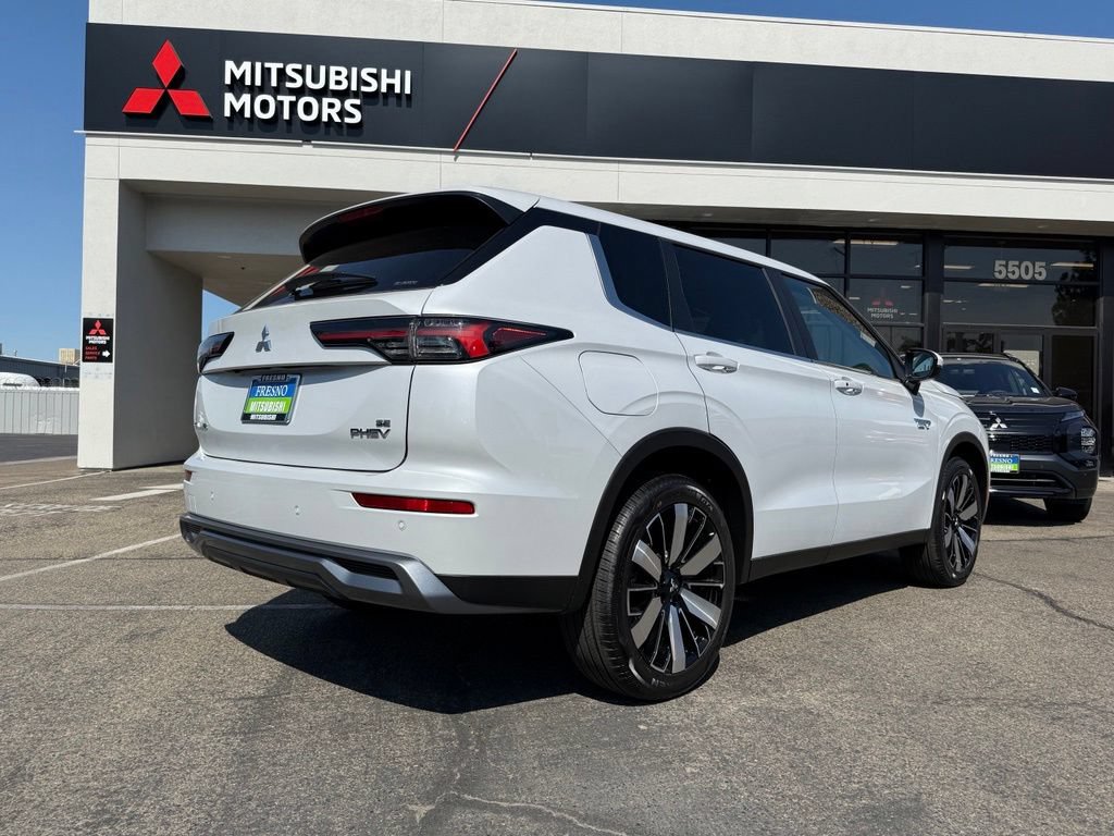 New 2026 Mitsubishi Outlander SE AWD/4WD image 12