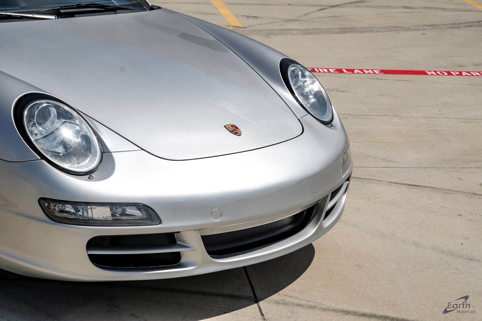 Used 2006 Porsche 911 Carrera 4 AWD/4WD image 30