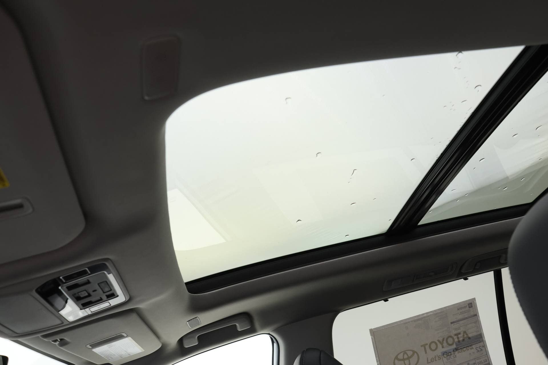 New 2026 Toyota Grand Highlander Platinum image 9