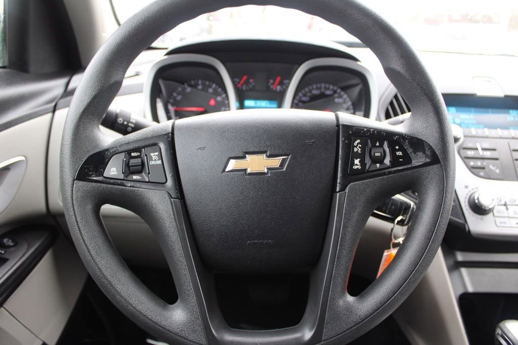 Used 2014 Chevrolet Equinox LS image 25