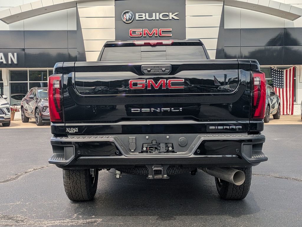New 2025 GMC Sierra 2500 Denali w/ Denali Reserve Package AWD/4WD image 5