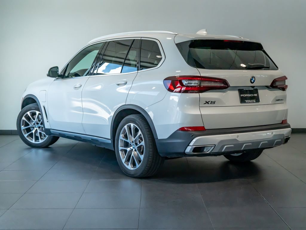 Used 2021 BMW X5 xDrive45e w/ Convenience Package AWD/4WD image 3