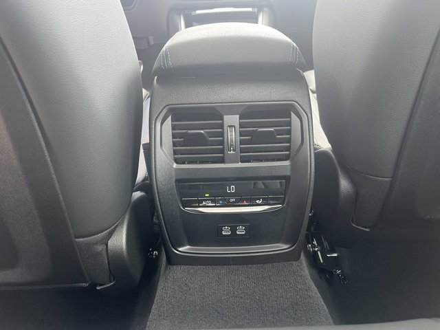 New 2025 BMW 330i xDrive Sedan w/ M Sport Package image 22