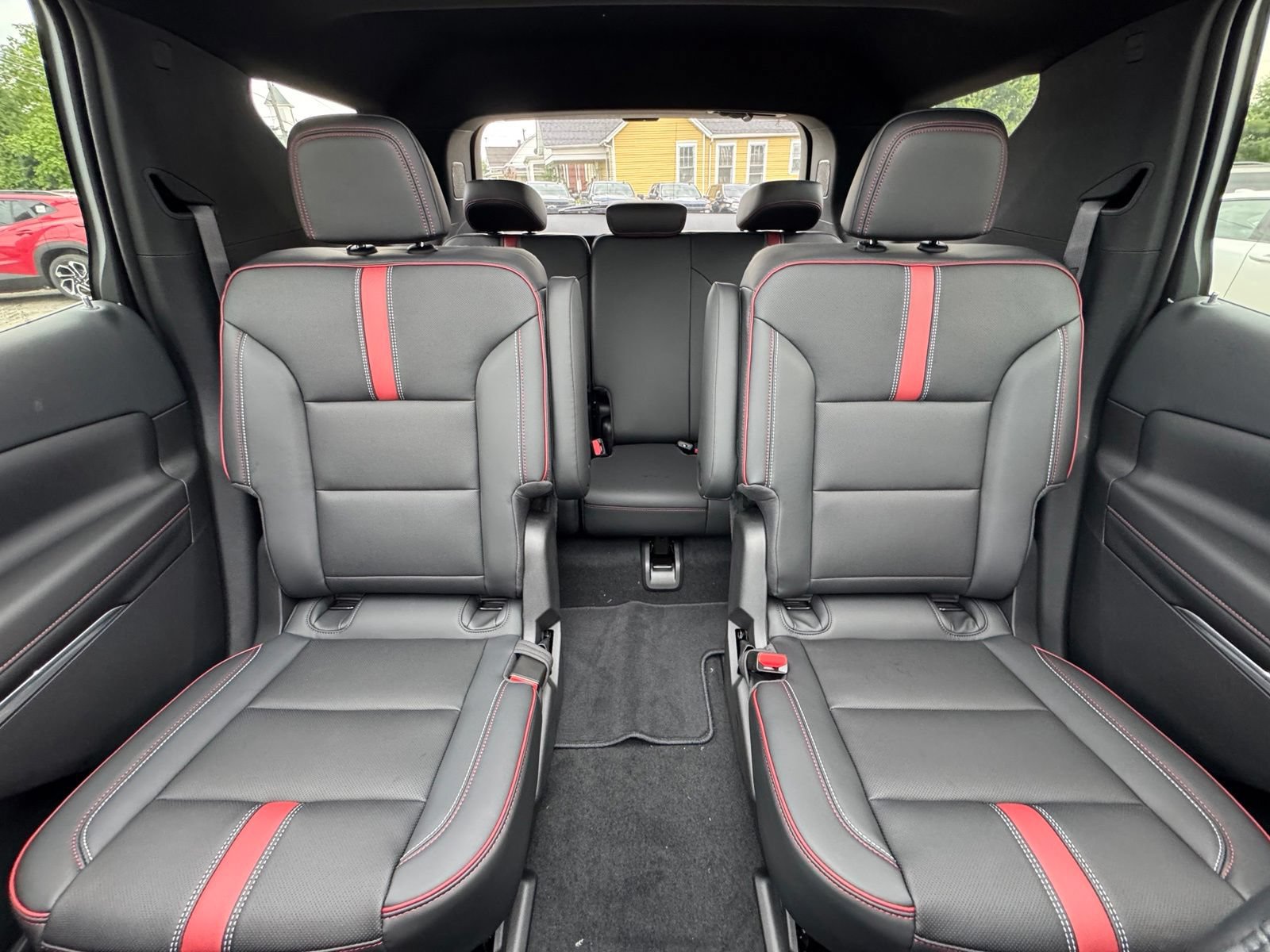 New 2027 Chevrolet Traverse RS AWD/4WD image 28