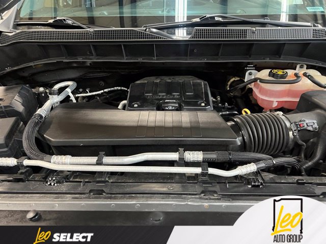 Used 2020 Chevrolet Silverado 1500 Custom w/ Custom Value Package AWD/4WD image 18