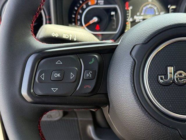 New 2024 Jeep Wrangler Unlimited Rubicon w/ Technology Group image 21