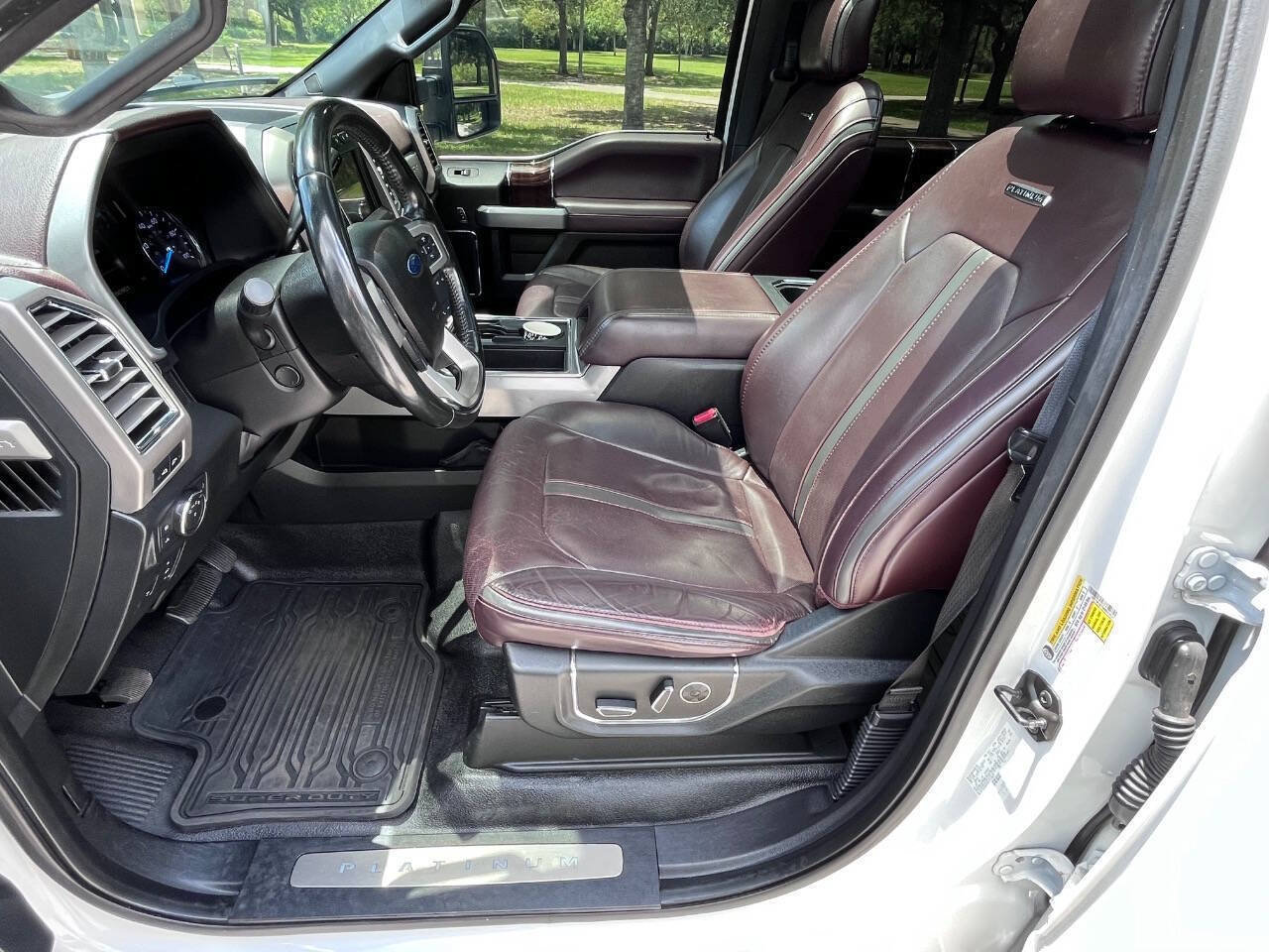 Used 2017 Ford F250 Platinum w/ Platinum Ultimate Package AWD/4WD image 26