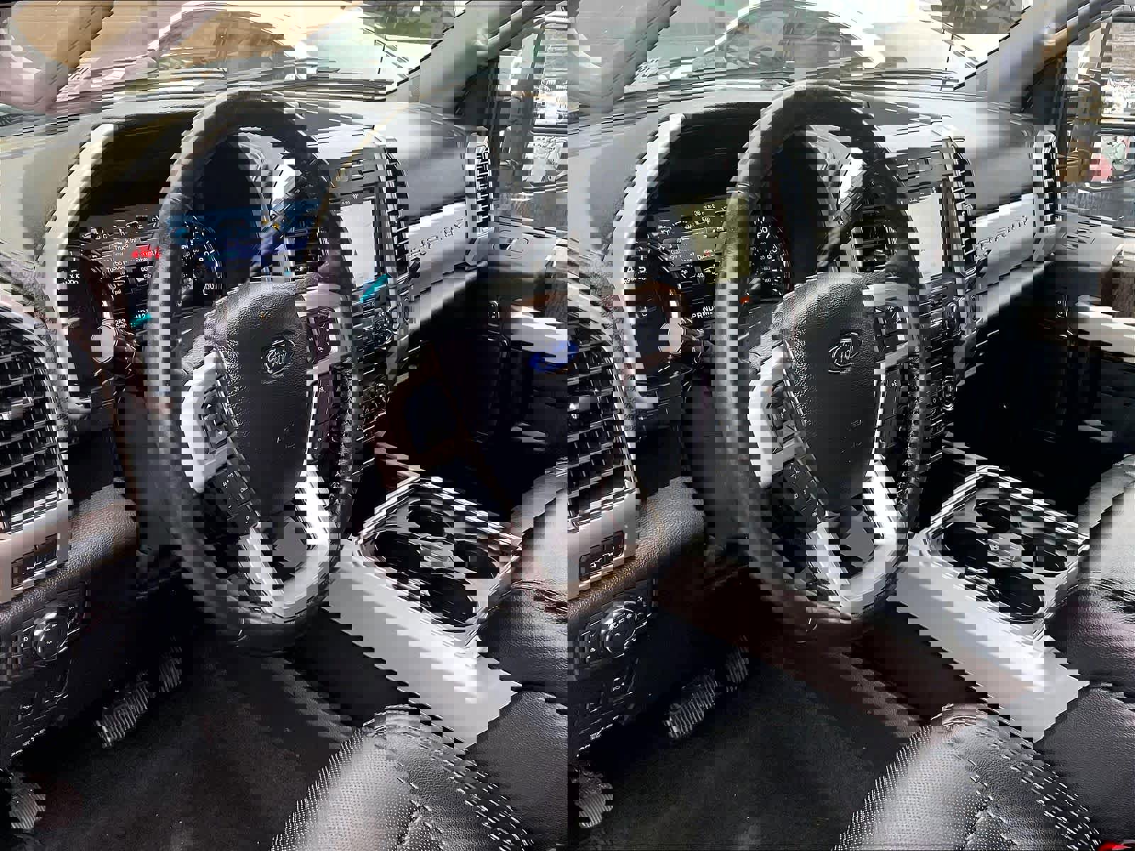 Used 2018 Ford F350 Lariat w/ Lariat Ultimate Package image 8