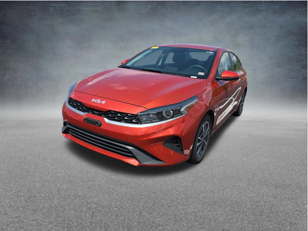 Used 2023 Kia Forte LXS w/ LXS Technology Package FWD image 15