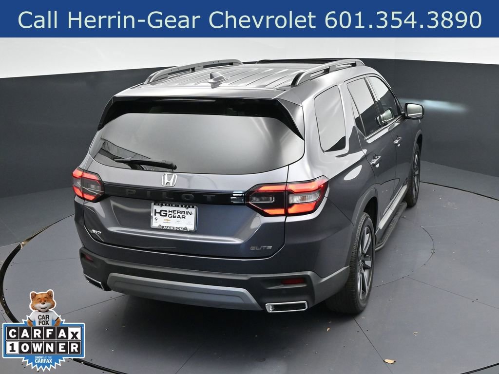 Used 2023 Honda Pilot Elite image 34