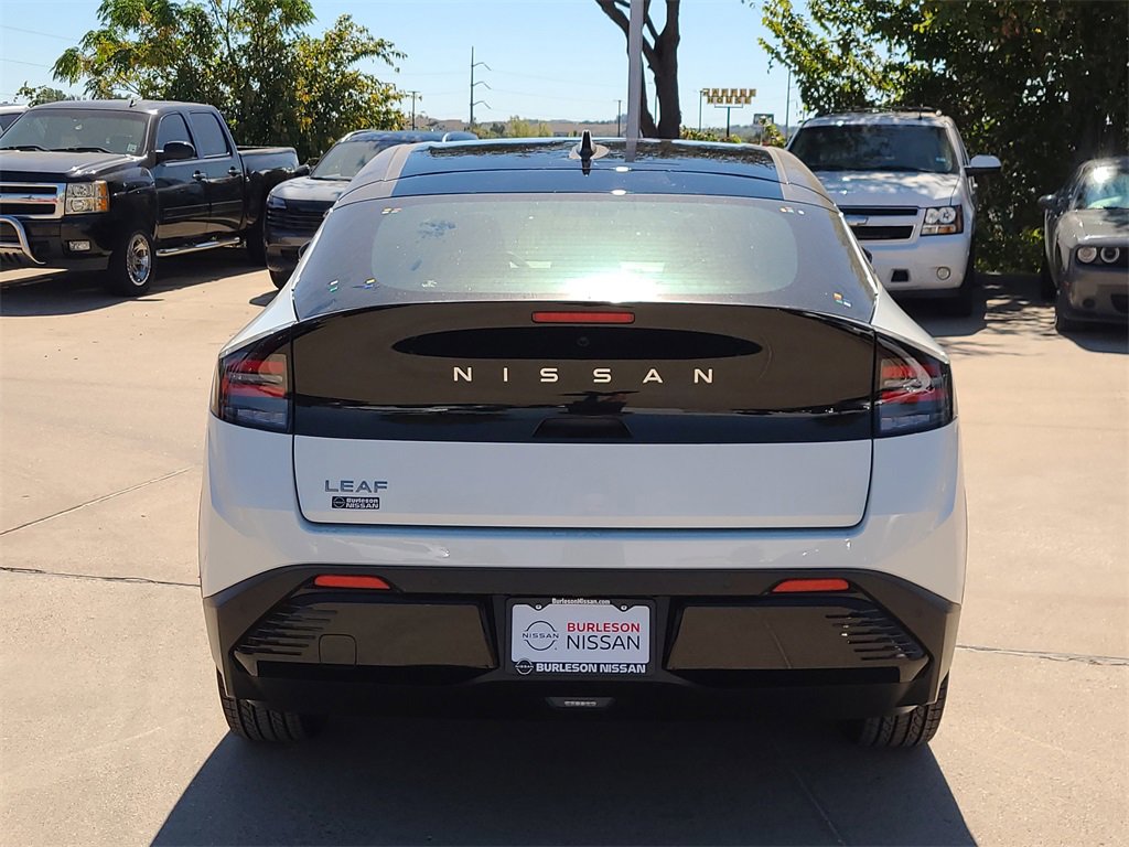 New 2026 Nissan Leaf SV+ image 3