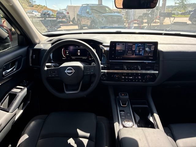 New 2026 Nissan Pathfinder SL AWD/4WD image 10