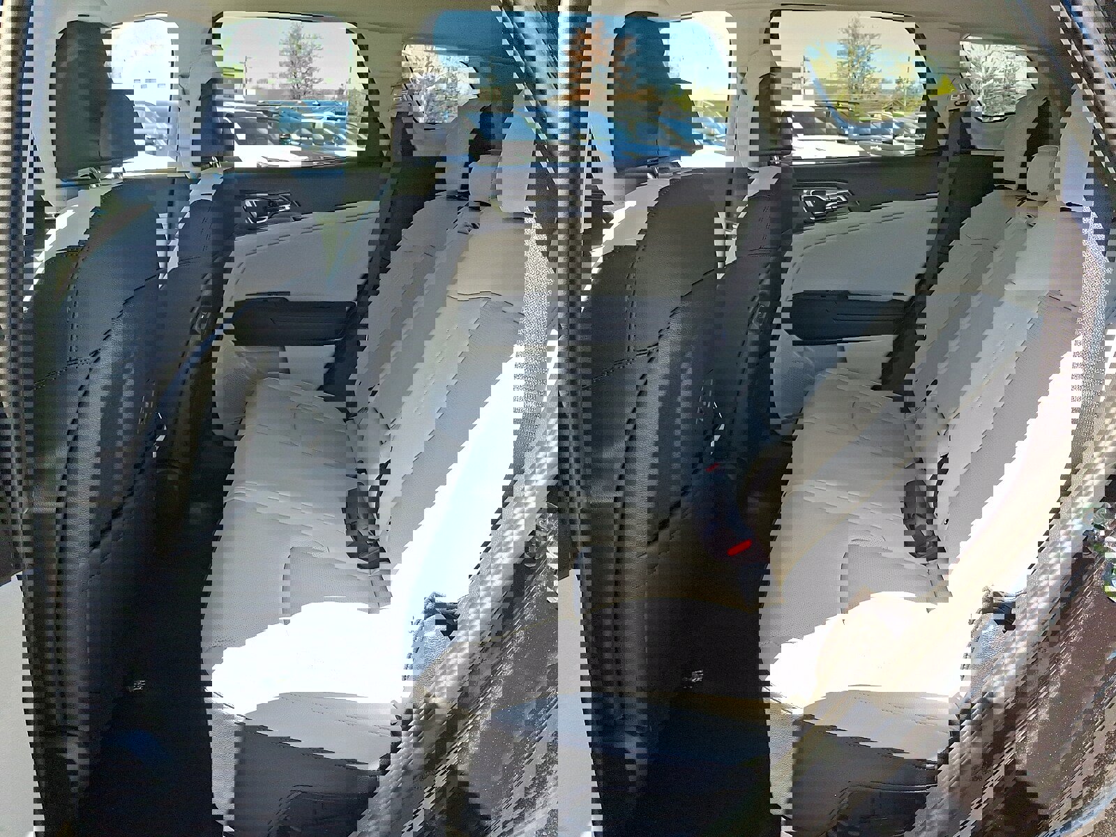 New 2026 Kia Sportage EX image 6