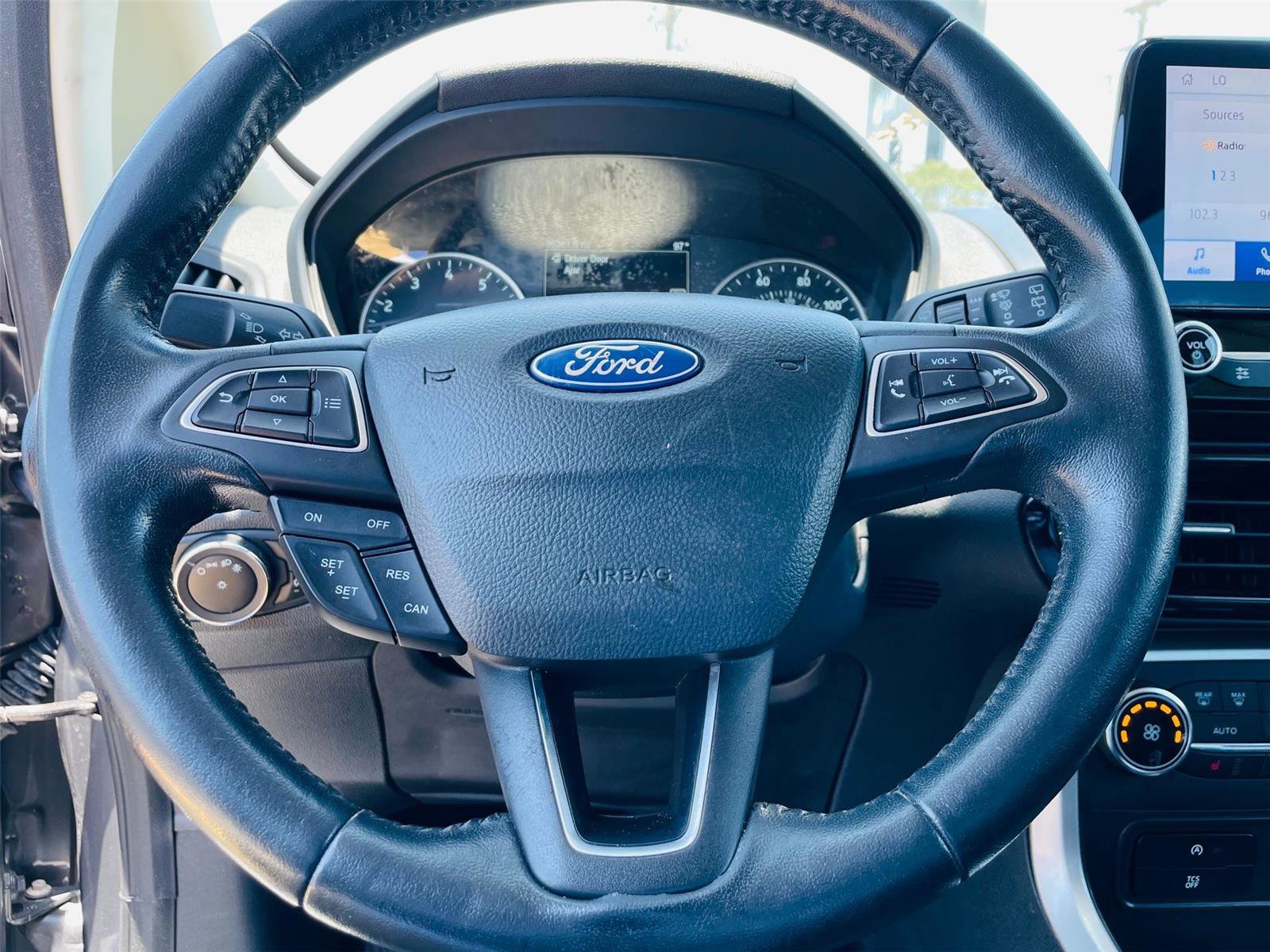 Used 2020 Ford EcoSport Titanium AWD/4WD image 11