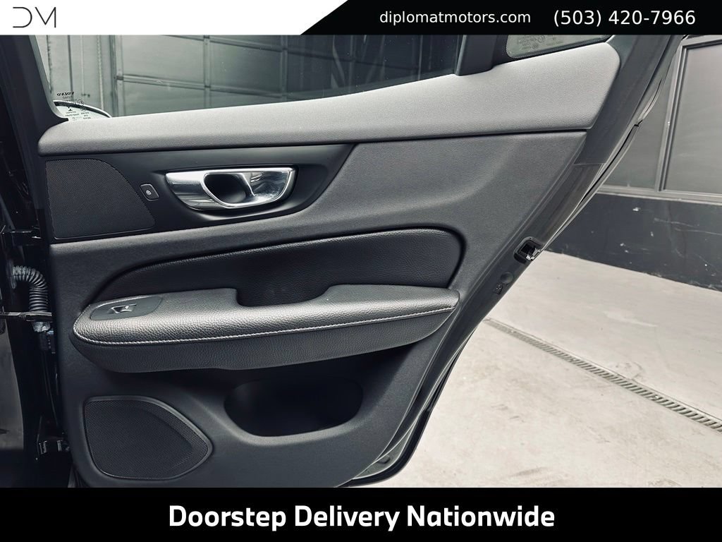 Used 2021 Volvo S60 T8 Inscription AWD/4WD image 28