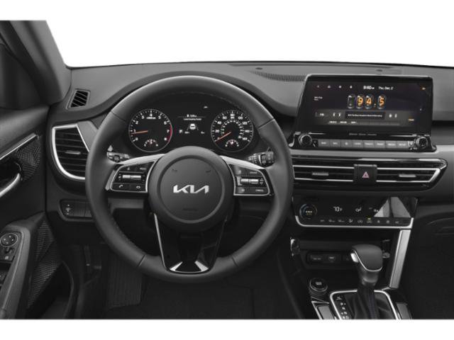 Certified 2022 Kia Seltos S image 10